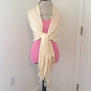 Fringe shawl!!
